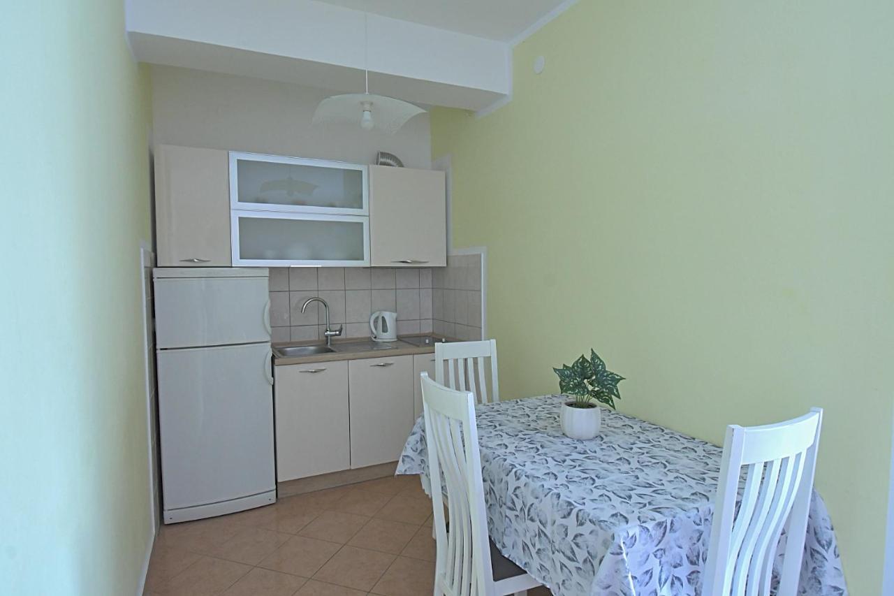 Apartments Tonci And Iris Primošten Esterno foto